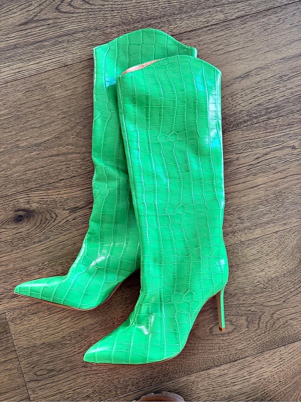 SCHUTZ Maryana Crocodile-Embossed Green Heels US 7.5